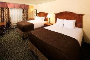 Red Lion Hotel Portland Airport Room photo